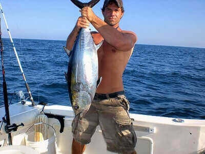 Fishing Blackfin Tuna